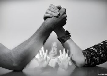 Domenica 21 dicembre: Poesie Metropolitane celebra 10 anni con il Calendario 2026 dedicato alla “Resistenza”